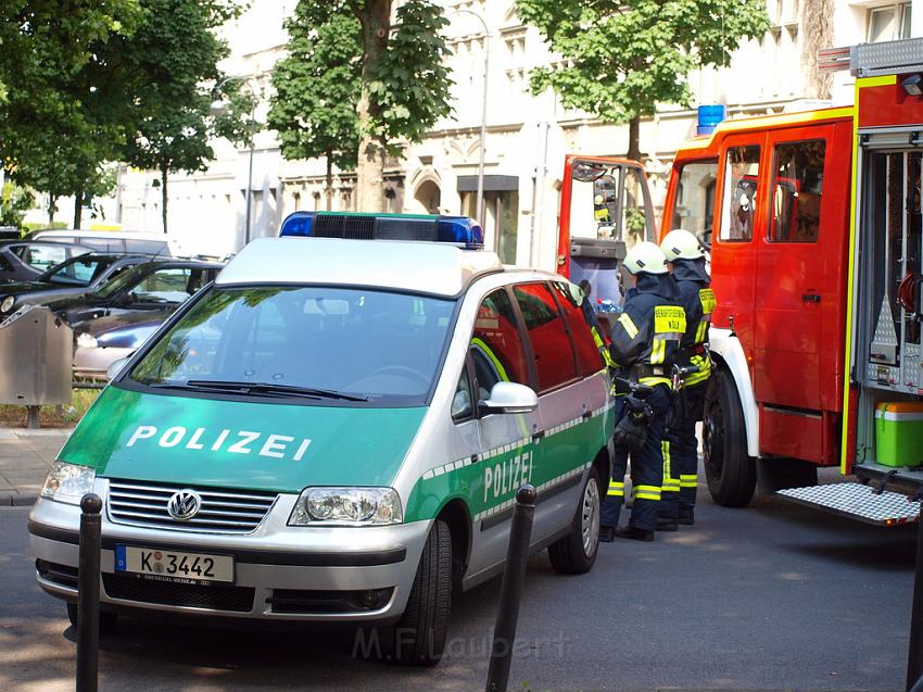 Bedrohungslage Koeln Muelheim Hacketaeuerstr P07.JPG